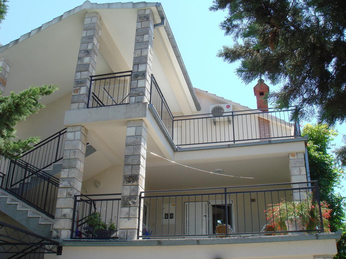 Apartman - Dobrota Sun Kotor Buitenkant foto